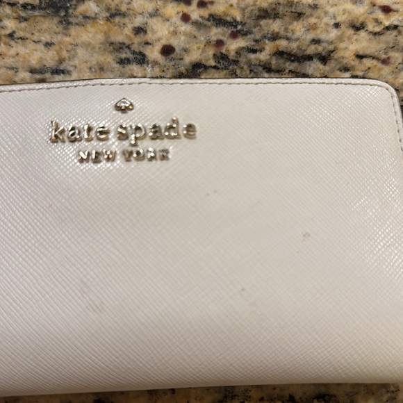 Kate Spade Wallet - Picture 6 of 8